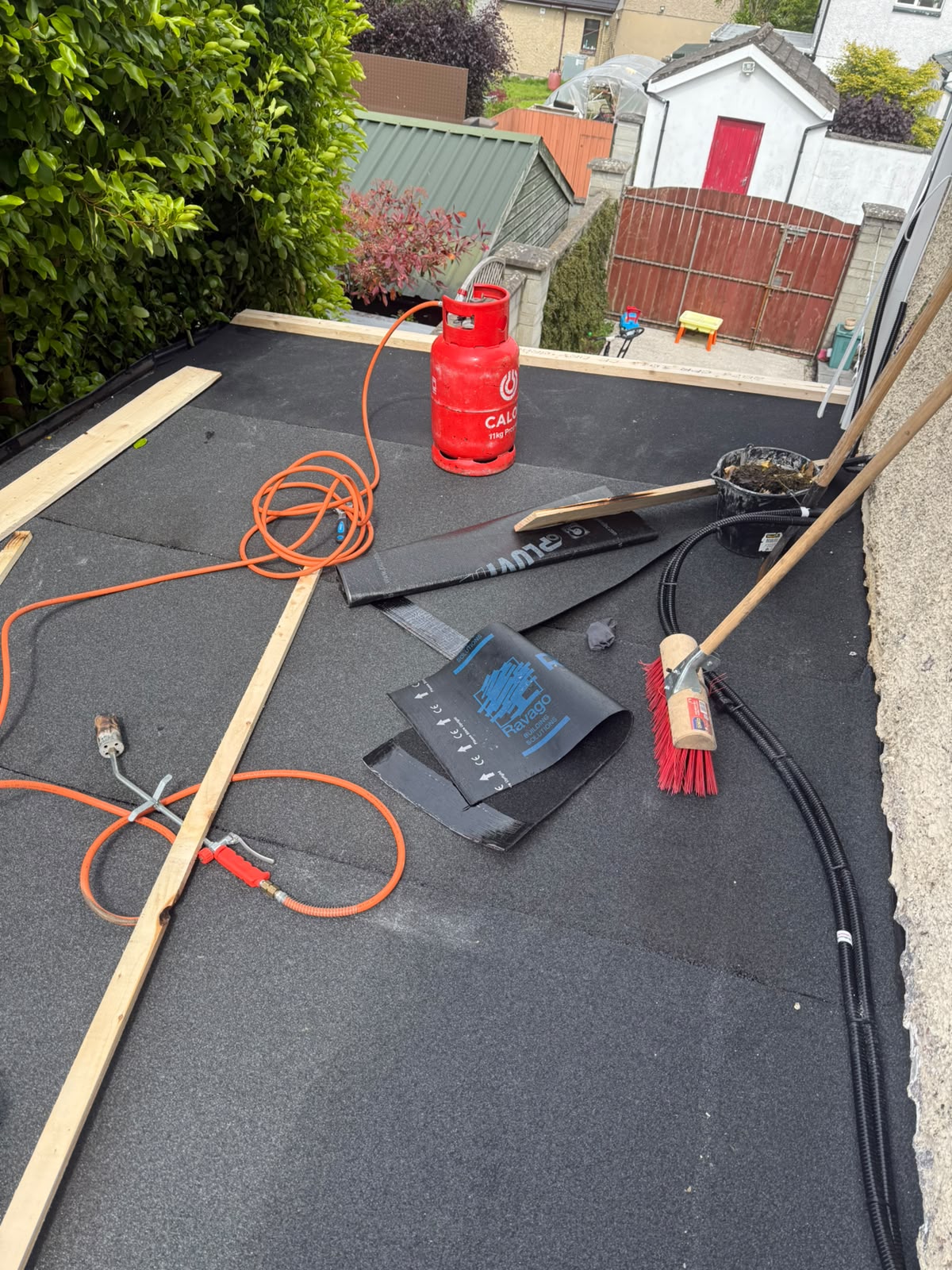 Rain & Shine Roofing