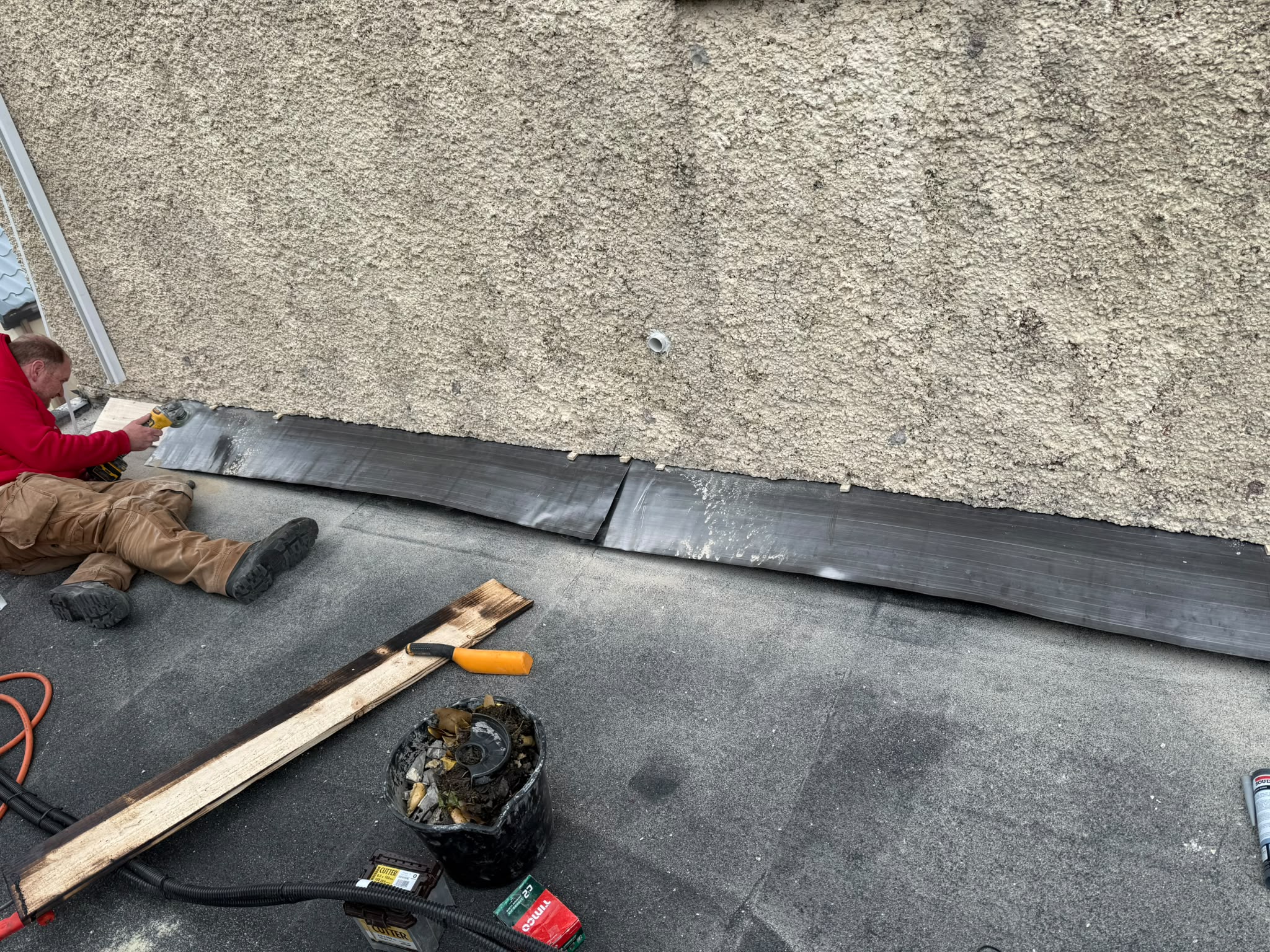 Rain & Shine Roofing